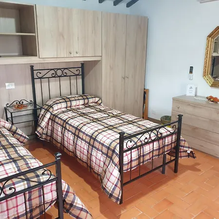 Il Mandorlo Nocleg ze śniadaniem 3*