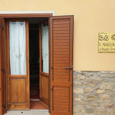 Il Mandorlo 3* Кортона