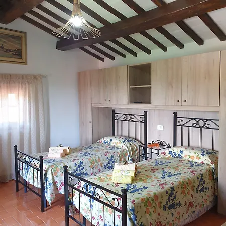 Il Mandorlo 3* Cortona